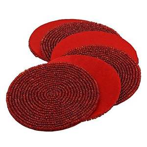 Juego de posavasos de cuentas de vidrio rojas con base de tela circular para decoración vibrante de la mesa de comedor y accesorios de cocina. - Product Image 1
