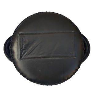 Escudo de patadas circular Fairtex LKP2 de calidad premium para entrenamiento de Muay Thai, Boxeo, MMA y Artes Marciales. - Product Image 5