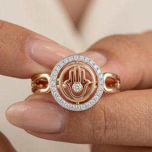 Bague Main de Fatma en Moissanite de Haute Qualité, Argent 925 Plaqué Rhodium, Symbole de Protection, Cadeau pour Fête Religieuse - Product Image 1
