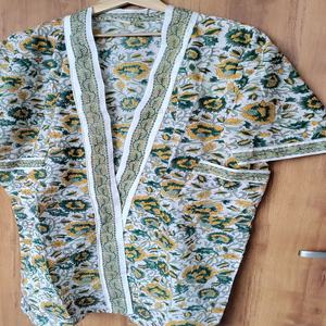 Magnifique Kimono Floral en Coton Imprimé au Bloc Indien, Vêtement d'Intérieur Doux et Respirant, Robe d'Été, Prix de Gros - Product Image 3