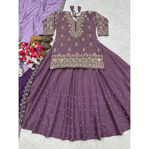 Ensemble Lehenga de vêtements de fête pour femmes avec broderie et séquence haut et bas de travail styles variables - Product Image 3