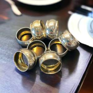 Elegante Anillo para Servilletas de Metal, Diseñado para Mesas de Comedor Modernas, con Acabado Pulido y Construcción Duradera - Product Image 6