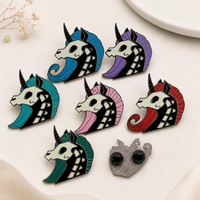Maßgefertigte Gotische Einhorn-Kopf Hartemaille Anstecknadel, Fantasy Metall-Abzeichen, Personalisierte OEM Großhandel Sammler-Brosche