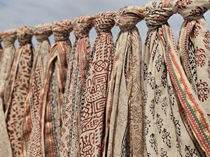 Vintage Bagaru Print Sarong Traditional Zari Border 100% Cotton Beachwear Wholesale Hand Block Print Boho Sarong Gift For Girls - Product Image 1
