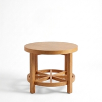 Table basse ronde en teck massif avec étagère inférieure en forme de roue de chariot, en bois naturel, table d'appoint de salon, accent central moderne et rustique