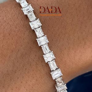 Pulsera de Diamantes con Corte Esmeralda Refinado para Mujer, Pulsera de Diamantes Cultivados en Laboratorio, Joyería Fina Clásica, Regalo de Aniversario o Cumpleaños - Product Image 5