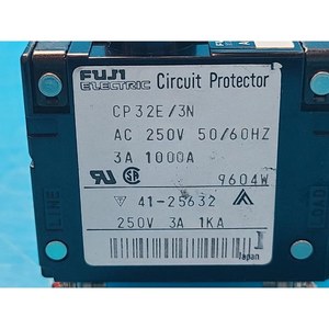 ฟูจิ CP32E/3N ตัวป้องกันวงจร 3 ขั้ว ใช้แล้วตามสภาพเดิม อะไหล่อุปกรณ์เซมิคอนดักเตอร์รุ่นเก่า - Product Image 2