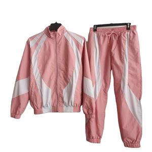 Chándal de gran tamaño acolchado para hombre, conjunto de invierno ecológico con patrón sólido de poliéster 100% para adultos - Product Image 6