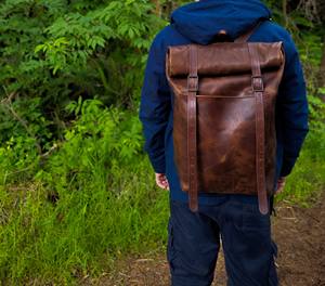 Sac à dos en cuir véritable à fermeture enroulable, style classique, sac à dos de voyage en cuir de vachette, sac pour ordinateur portable pour homme, utilisation au bureau, nouveau LTBP-0100 - Product Image 1