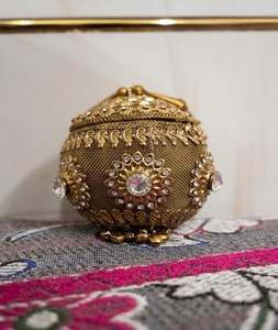 Sac à main de luxe indien fait main, dernier design 2026, pour femme, fermeture ouverte, doublure en soie - Product Image 4