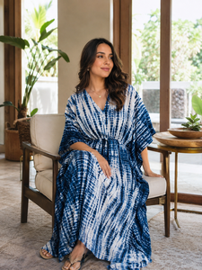 Vestido Maxi Bohemio Azul Tie Dye 100% Algodón para Mujer, Cuello en V, Cintura Natural, Ecológico, para Playa, Casual, Verano, Resort - Product Image 5