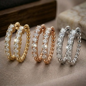 Élégantes boucles d'oreilles créoles en or jaune 18 carats avec diamants, design bulles perlées, griffes partagées, bijoux fins, cadeau pour fille - Product Image 4