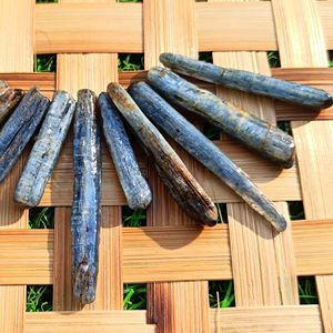 Tranche de Kyanite Bleue Naturelle Faite à la Main, Pierre Brute pour Reiki, Méditation, Guérison Énergétique, Décoration, Vente en Gros - Product Image 6