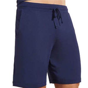 Ensemble T-shirt et short en toile respirante style streetwear, avec logo personnalisé sur le devant et short assorti – Grande Vente - Product Image 3