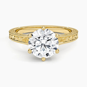 Bague solitaire vintage gravée avec un diamant - Product Image 1