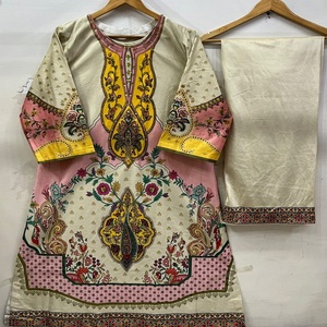 Trajes de shalwar kameez para mujer, ropa de invierno 2026, de gran venta, con bordados de terciopelo. - Product Image 1