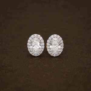 Boucles d'oreilles halo en or 14 carats de qualité supérieure avec diamant ovale de 3 carats cultivé en laboratoire, certifiées IGI, plaquées rhodium, élégantes et tendance, bijoux fins pour femmes - Product Image 6