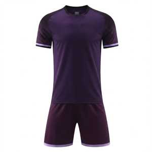Uniforme de Fútbol Morado Oscuro de Manga Corta, Malla Ecológica Antibacteriana de Secado Rápido y Transpirable, Cintura Elástica de Spandex/Poliéster - Product Image 1