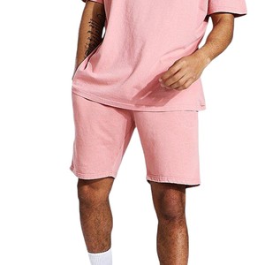 Conjunto de pantalones cortos de dos piezas de color rosa para hombre, camiseta extragrande y pantalones cortos, conjunto informal de verano para calle, estilo de alta calidad - Product Image 5