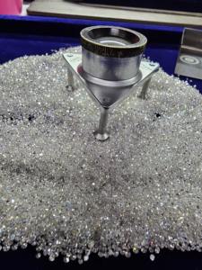 Diamantes Sueltos Pulidos Cultivados en Laboratorio de 1.00mm a 1.10mm, Corte Brillante Redondo, Color DEF, Claridad VVS VS, Precio al por Mayor - Product Image 2