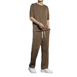 Latest Low MOQ Fashion Wear High Street Wear Men's Summer Cotton Set Solid Color Trendy T Shirt and <b>Trouser</b> Breathable Fashion - Product Image 2