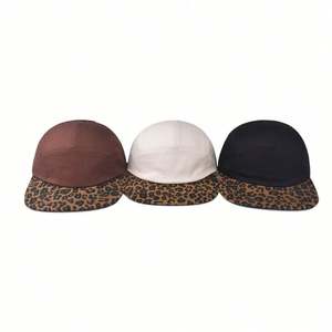 Gorra Snapback Ajustable de 5 Paneles con Visera Plana y Diseño de Leopardo, Nueva Moda 2026 - Product Image 3
