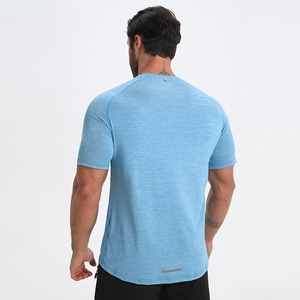 Camiseta Deportiva para Hombre de Secado Rápido con Colores en Contraste y Reflectantes, Camiseta de Yoga para Gimnasio, Camiseta Deportiva sin Costuras - Product Image 1