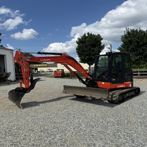 รถขุดขนาดเล็ก Kubota U48-5 มือสองขายดี ใช้พลังงานไฮดรอลิกที่เชื่อถือได้ เหมาะสำหรับงานก่อสร้าง งานดิน และงานภาคสนาม - Product Image 1