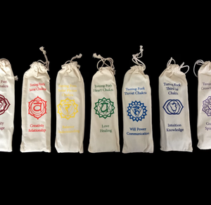 Ensemble professionnel de diapasons pour chakras avec support - 8 pièces - incluant la recherche de la vocation spirituelle - Product Image 3