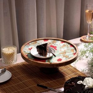 Support à gâteau rond en bois fait main avec travail en époxy floral, artisanat écologique pour la présentation de gâteaux et de cupcakes - Product Image 4