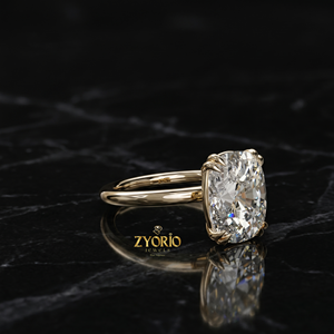 Luxury Cushion Cut Engagement <b>Ring</b> in 18K Gold Elegant Solitaire <b>Statement</b> <b>Ring</b> for Women - Product Image 2