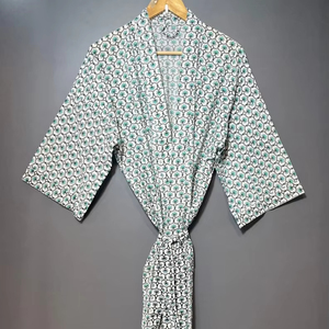 Bata Kimono de Algodón Suave con Estampado de Dibujos Animados para Mujer, Camisón de Verano Hecho a Mano ODM con Cuello en V, Cintura Elástica y Largo hasta la Rodilla - Product Image 1