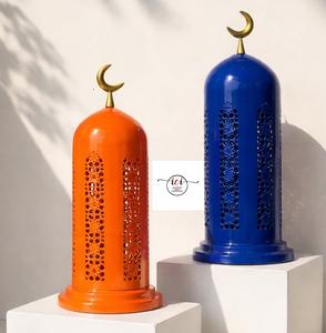 Lanterne du Ramadan en métal avec cadre en fer, panneaux en verre, porte-bougie en métal, lanterne à bougie pour la décoration de la maison et des mariages - Product Image 2