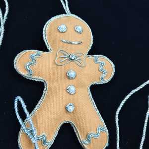 High Quality Customizable Embroidered Velvet Gingerbread Man Animal Shape <b>Small</b> Handmade Hanging <b>Ornament</b> Traditional Christmas - Product Image 4