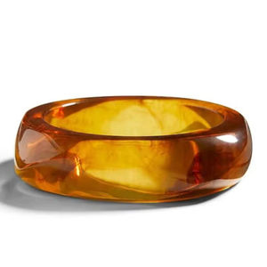 Brazalete de Resina con Grabado Floral de Primera Calidad, Brazaletes Modernos con un Acabado Lujoso para una Elegancia Inigualable, por AFZA ENTERPRISES - Product Image 1