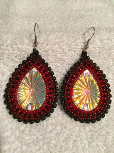 Boucles d'oreilles brodées à la main, en gros, au meilleur prix, avec perles, par MD HANDICRAFTS - Product Image 5