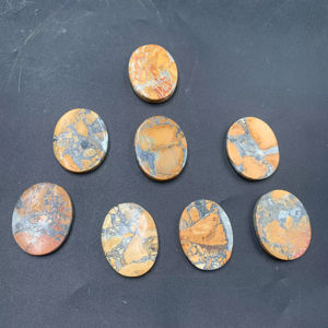 หินแจสเปอร์มาลิกาโนธรรมชาติทรงแบนขัดเงา สำหรับบำบัดรักษา พร้อมลวดลายสีดำและสีขาว ขนาด 35 x 45 x 7 มม. - Product Image 1