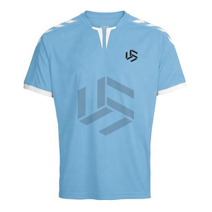 Nouveaux maillots de football de club unisexes, couleur personnalisée, design d'équipe imprimé, respirant, court, 100% polyester, maillots de football de haute qualité - Product Image 3