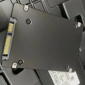 เซิร์ฟเวอร์ SSD สำหรับ Samsung 3.84TB Server SSD U.2 PM983 Nvme Pcie MZ-QLB3T80 MZQLB3T8HALS-00007 ระดับองค์กร - Product Image 3