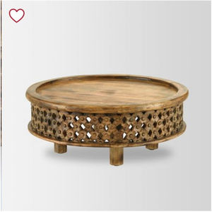 Mesas de centro y auxiliares de lujo con patrón moderno, chapadas en oro de alta calidad, hechas de metal de primera calidad, con superficie de mármol blanco. - Product Image 2