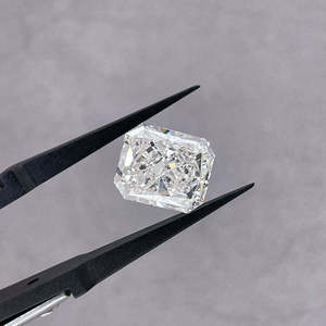 Diamants de laboratoire taille Radiant non montés, couleur EF, certifiés IGI, remplis, RAHA EXPORT RJ623 pour la fabrication de bijoux - Product Image 1