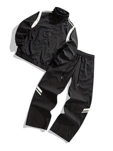 Conjunto Deportivo Unisex Negro Cortavientos con Capucha y Pantalones Cortos, Manga Larga con Cremallera, Ligero, de Poliéster, para Verano, Estilo Urbano Sencillo para Adultos - Product Image 4