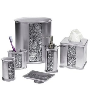 Juego de Baño de Seis Piezas de Aluminio Dorado con Diseño de Hojas, Hecho a Mano, para Uso Doméstico - Product Image 3