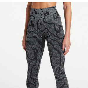 Custom Yoga Seamless Leggings Fitness Pants Yoga Fitness Sexy Frosting Leggings Women Active Wear Gym Fitness Set for Women - Product Image 4
