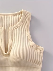 Sujetador deportivo para mujer con cuello en V, sin costuras, acanalado, top corto, bralette de gimnasio con cuello en V dividido, sujetador de running y entrenamiento con almohadillas extraíbles - Product Image 3