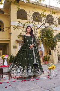 Costume Anarkali vert vintage brodé avec dupatta, robe de soirée pour femmes, robe de mariage, vêtements indiens pakistanais - Product Image 2