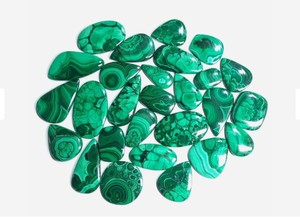 En gros, pierre précieuse naturelle de malachite verte, paire de cabochons à taille rose et ovale, pierre brute, cristal de guérison avec jeu de couleurs - Product Image 2