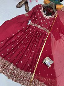 Red <b>Colour</b> Gown <b>Set</b> for Women Elegant Ethnic Wear with Dupatta Perfect for Wedding Festive Party and Special Occasions - Product Image 5