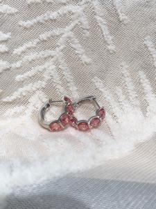 Pendientes de Aro de Oro Blanco de 14K con Diamantes Rosados Cultivados en Laboratorio, Engaste de Media Bisel, 4.0mm, Joyería Elegante y Delicada para Mujer, Regalo para Fiesta - Product Image 2