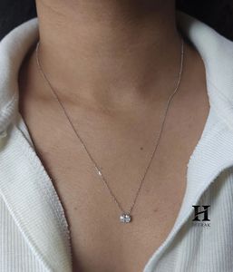 Collier pendentif solitaire minimaliste en diamant, collier délicat en or 14K/18K pour femmes - Product Image 2